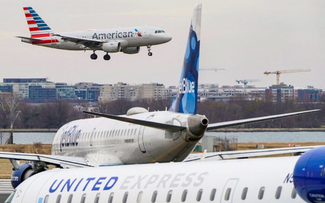 18 Major Airlines, FAA, and DOT to Be Sued Over COVID Vaccine Mandates