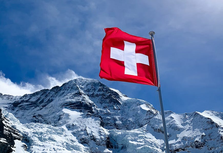 Switzerland STOPS covid vaccinations