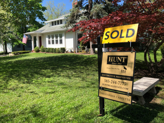 Positive Economic Data Pours in Including Mortgage Rates