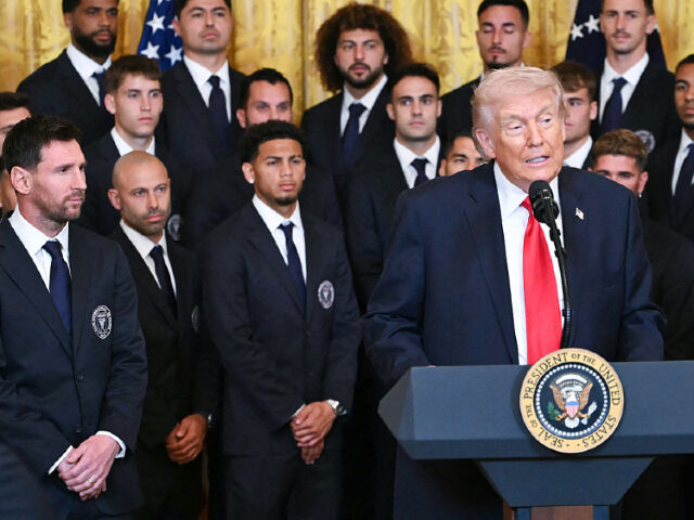 Trump Foresees a Cuba Free from Communist Dictatorship