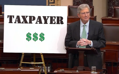 Senators Unanimously Approve Resolution to Withhold Their Pay During Future Government Shutdowns